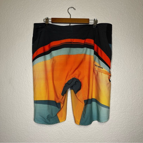 Billabong Platinum X Men's Bright Colors Swim Surf Shorts Size 38 - Picture 8 of 14